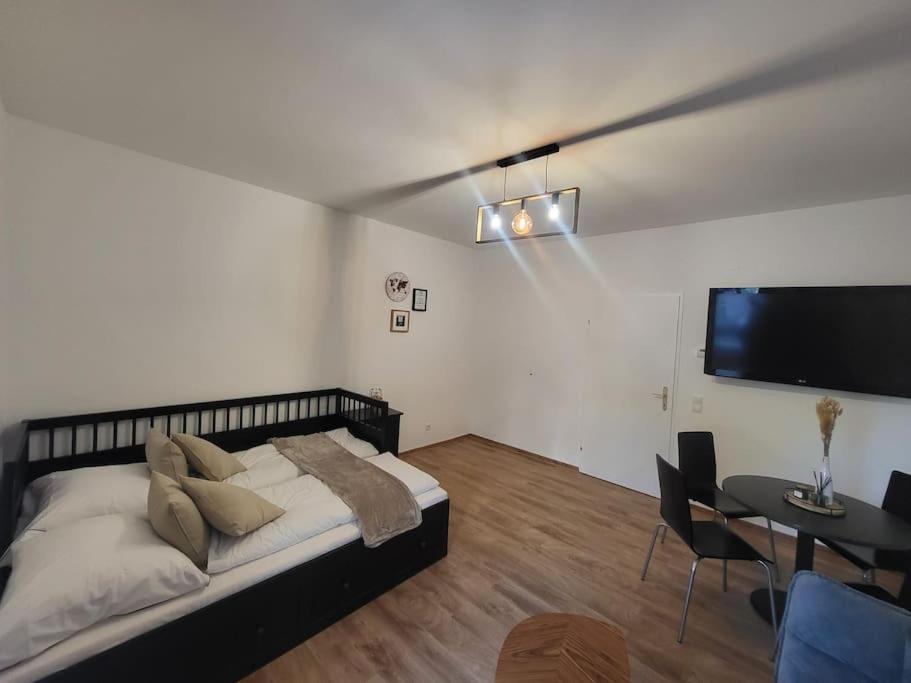 Exklusive Gartenwohnung เวียนนา ภายนอก รูปภาพ